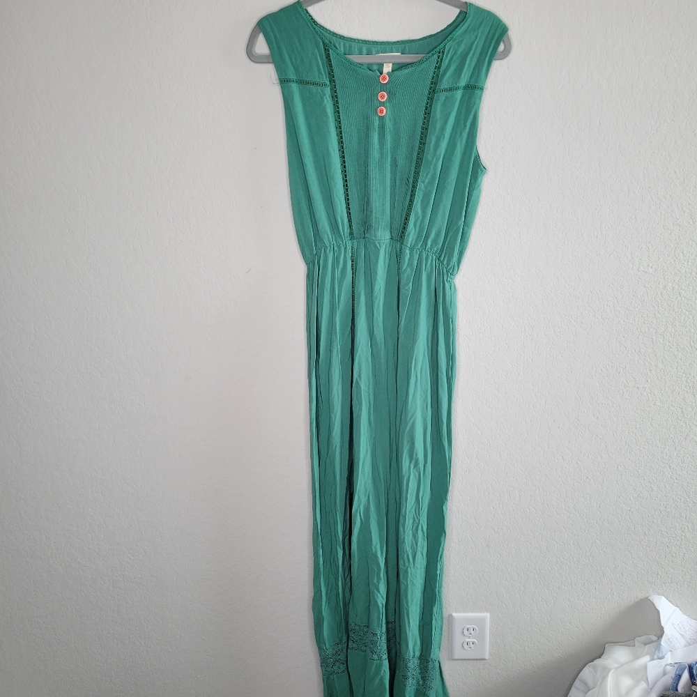 Matilda Jane down in the valley maxi dress with lace details at the bottom Sz M